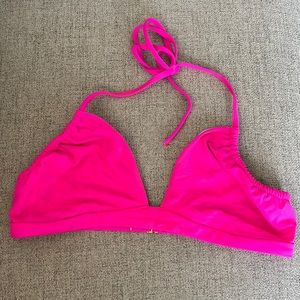 Adjustable bikini top